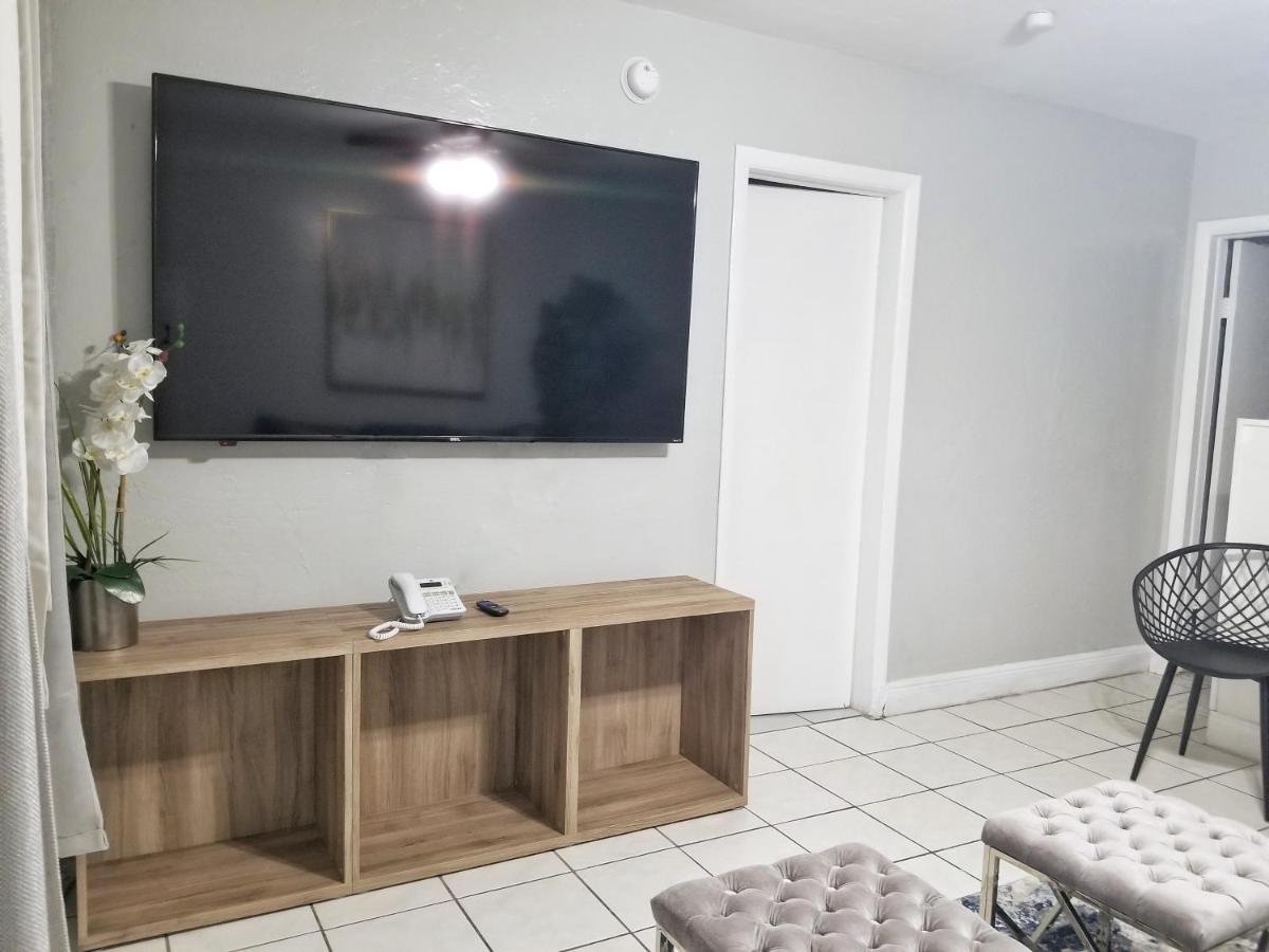 Ultra Glam Apartment 5 Miles From Hard Rock Casino Hollywood Exterior foto
